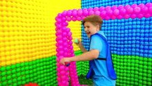 Back_to_School_in_3_CRAZY_Schools!_Slime_vs_LEGO_vs_Balls