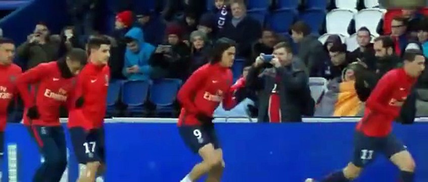 Johnny Hallyday – Hommage du monde du football (BFM TV – 10 décembre 2017)