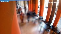 Bologna, catenine rubate ai passanti: il video