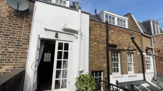Notting Hill house narrower than a London Tube carriage for sale for £1.2 million