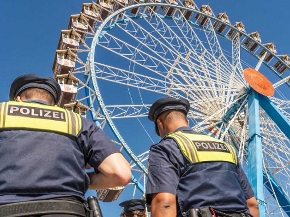 Sprengstoffdrohung: Oktoberfest bleibt bis abends gesperrt