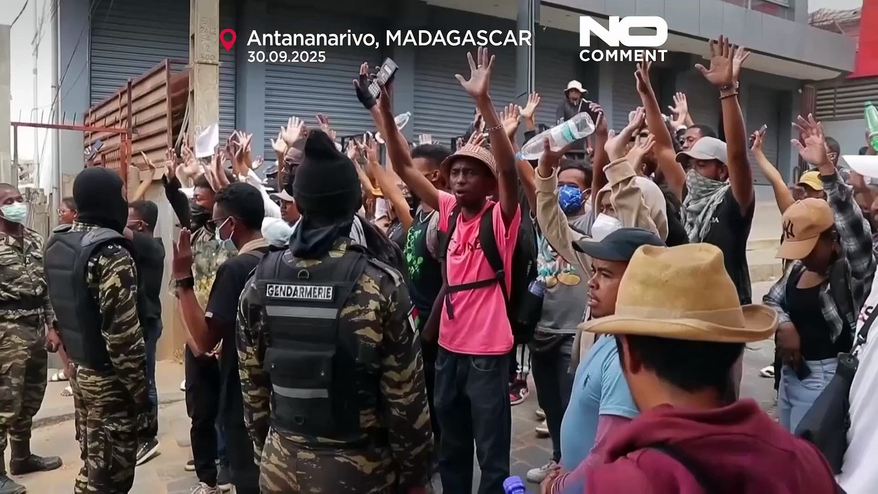 Tausende protestieren in Madagaskars Hauptstadt und fordern Rücktritt von Präsident Rajoelina