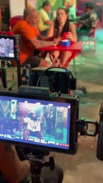 Leo Santana grava clipe no bairro de Boa Vista do Lobato em Salvador
