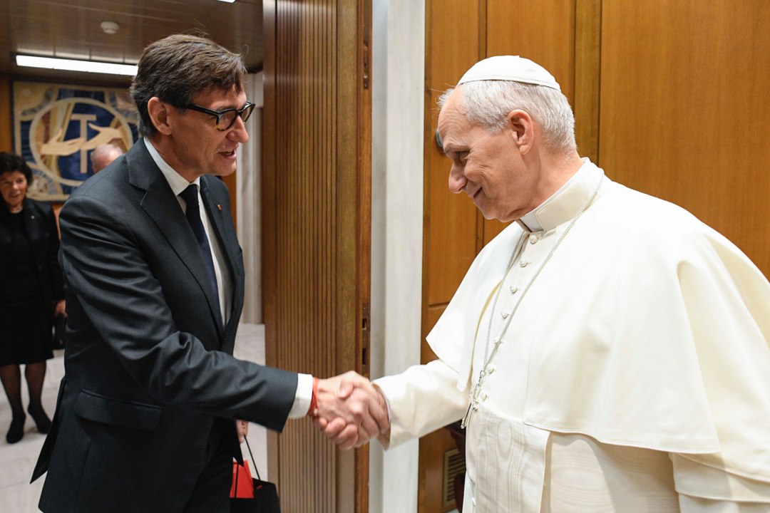 Audiencia del Papa León XIV con el 'president' Salvador Illa en el Vaticano