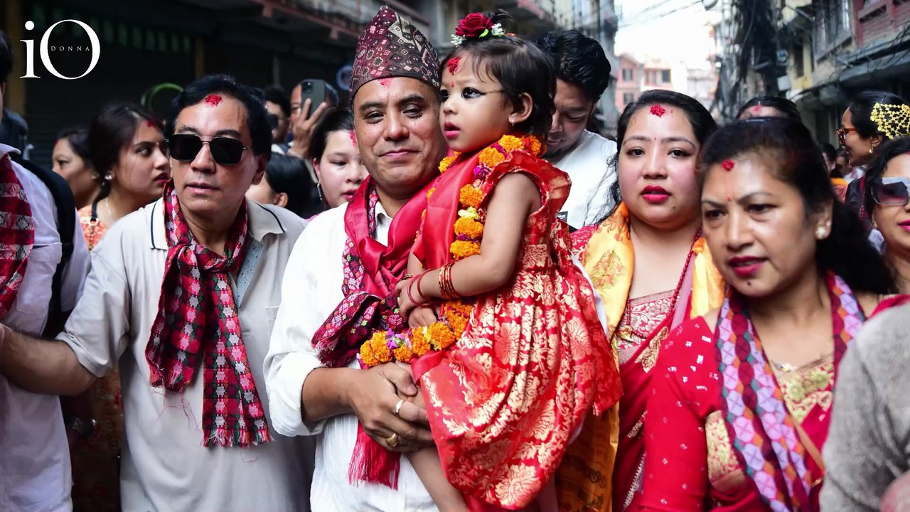 Nepal, la bambina che a due anni è diventata la nuova "dea vivente"