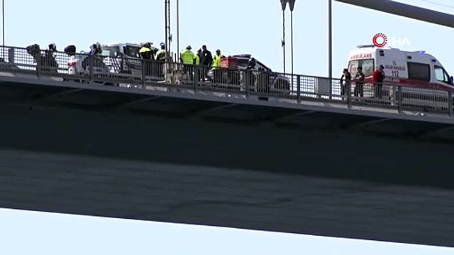 15 Temmuz Şehitler Köprüsü’nde intihar girişimi polis tarafından engellendi