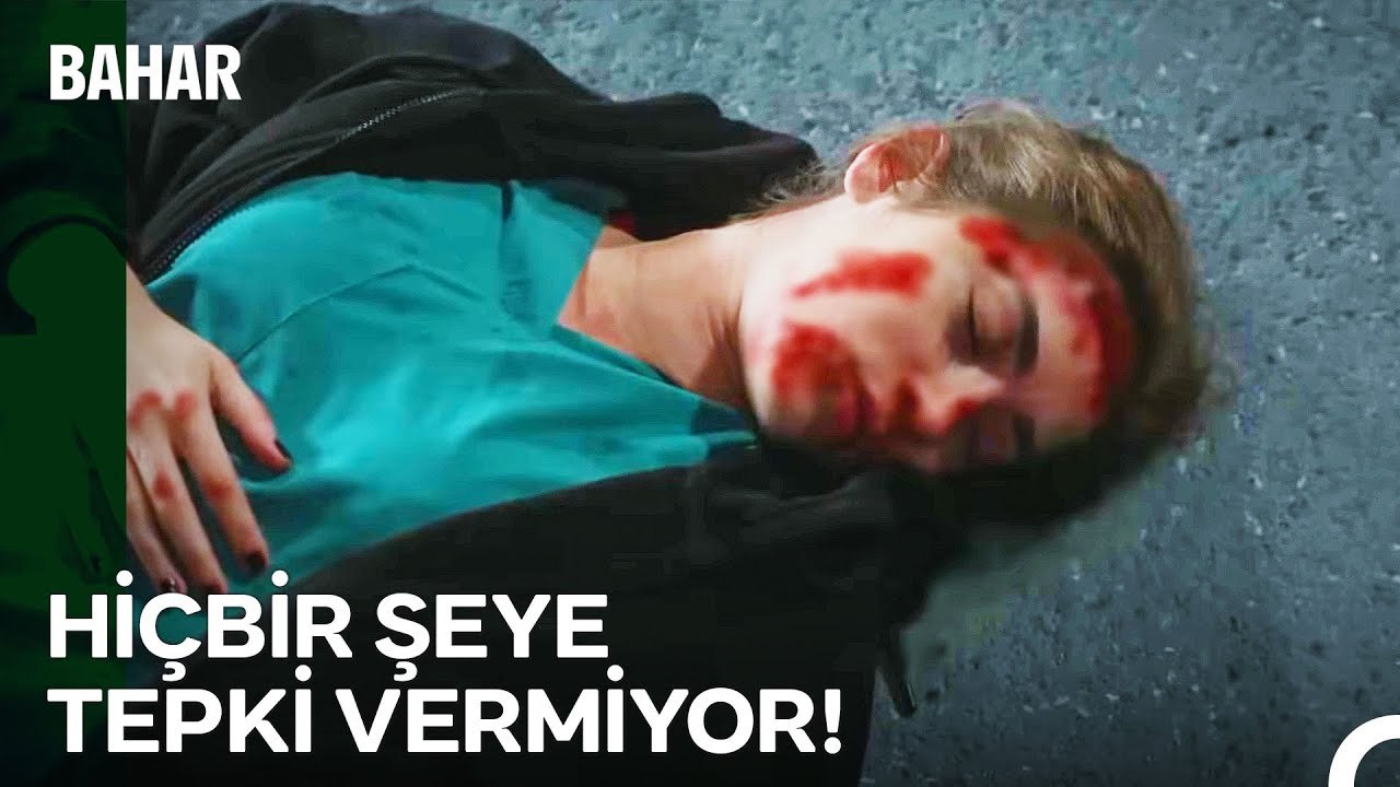 Seren Araba Çarpmasıyla Ağır Yaralandı! - Bahar 52 Bölüm