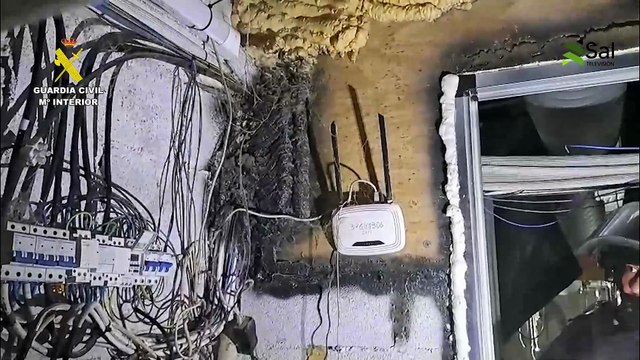 La Guardia Civil desmantela una plantación de marihuana enterrada bajo una explotación avícola en Sanlúcarde Barrameda