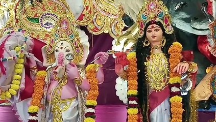 नाशिकमध्ये भव्य 35 उंच दुर्गा मातेची मूर्ती; 73 वर्षांपासून बंगाली बांधव साजरा करता 'नवरात्र उत्सव'