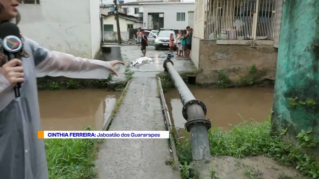 Corpo de Homem de 47 Anos Encontrado em Riacho de Santo Aleixo, Jaboatão dos Guararapes: Investigação de Afogamento em Andamento