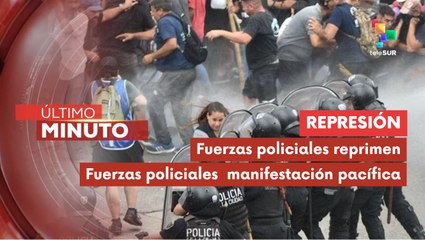 Reprimen protestas de jubilados en Argentina