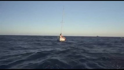 Flotilla, nave soccorso Emergency si ferma a 150 miglia da Gaza