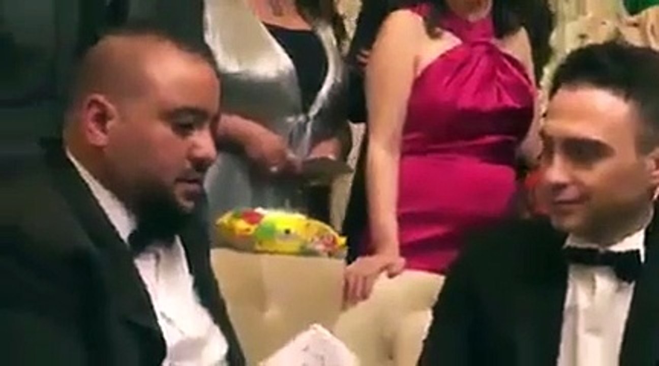 بالفيديو: شاهدي ما فعله حسام حبيب لحظة عقد قرانه على شيرين