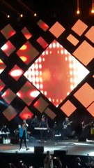 ناصيف زيتون يتنازل عن قلبه على المسرح