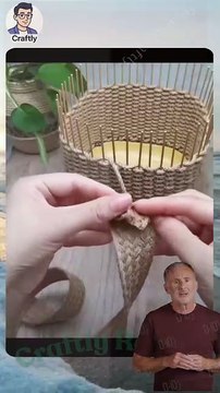 DIY Rope & Newspaper Baskets | Easy Handmade Storage Ideas 🧺✨ - 📝 Caption (YouTube/TikTok/Instagram) Two stunning DIY basket ideas you can make at home! 🏡 ✨ Basket 1: Rope wrapped around a mould for a chic, rustic de Reacts | DIY videos | crafts