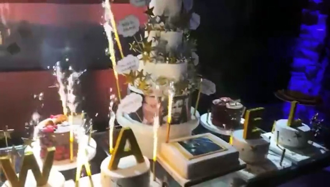 شاهدي.. احتفال وائل كفوري بعيد ميلاده مع النجوم