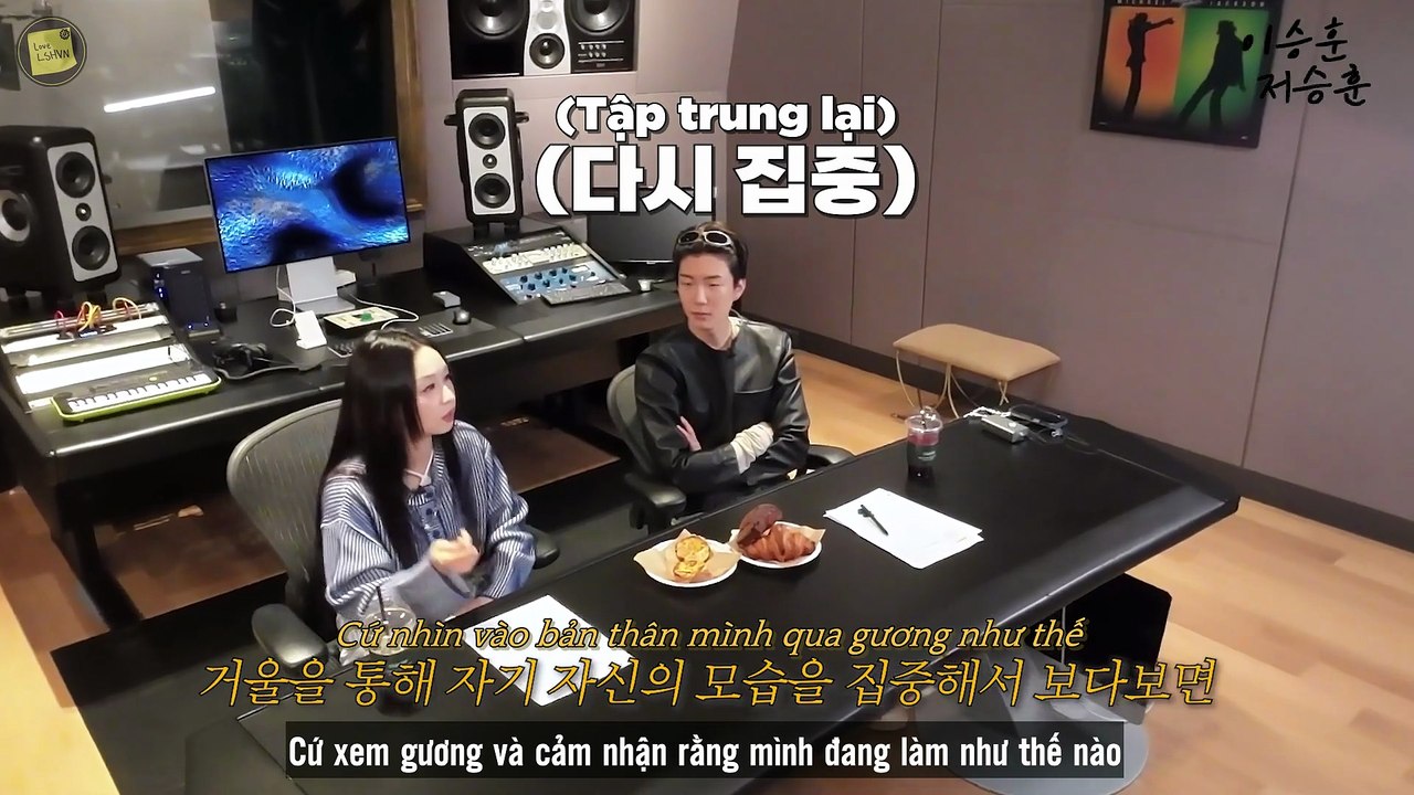 [VIETSUB] #VLOG 19 Một ngày thử làm CEO Công ty giải trí