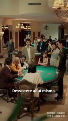 Chica pobre humillada en casino… su legendaria hermana jugadora regresa y da vuelta todo!
