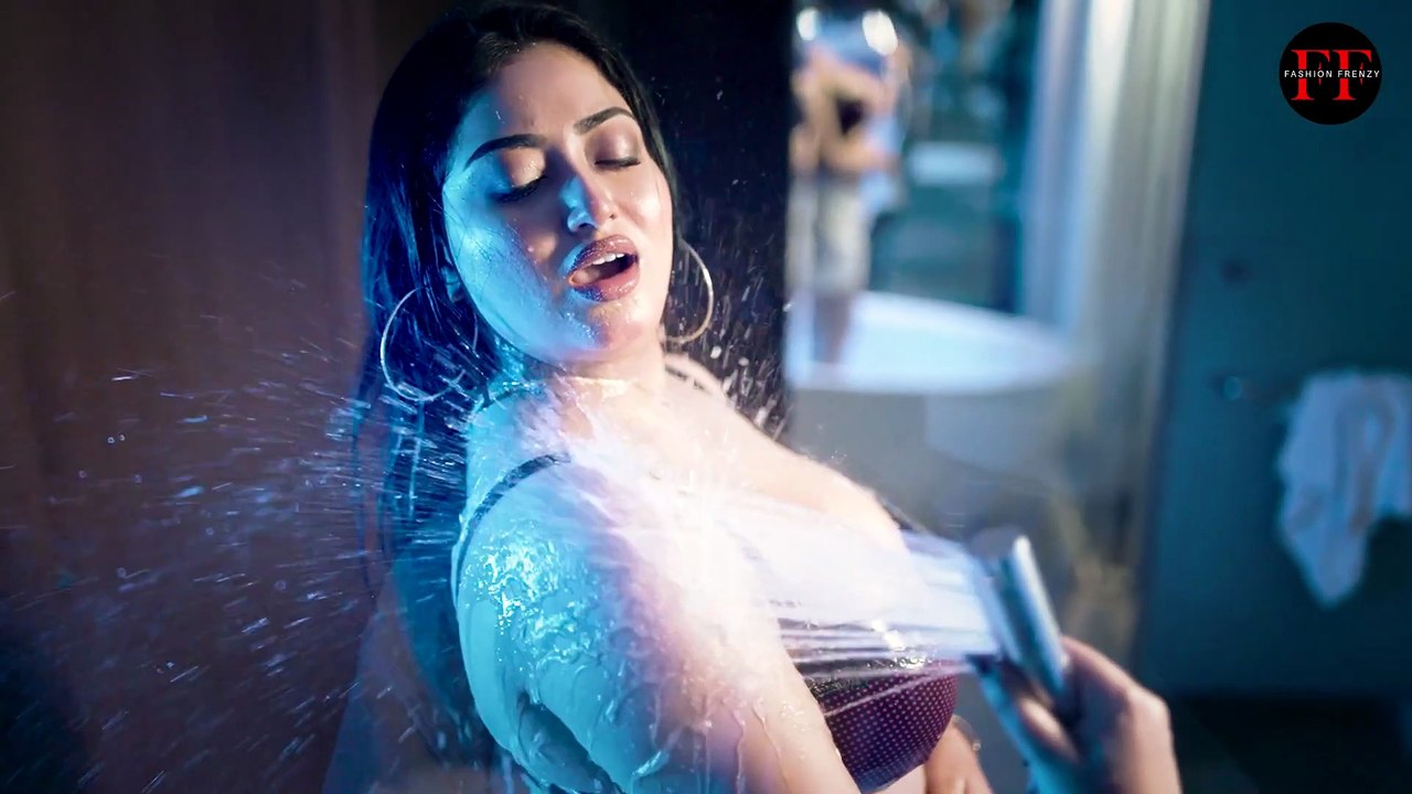 Priti Roy Sexy Kolkata Model Bathtub Wet