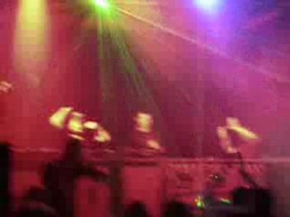 Lick my Bass à la Soundstation  17/05  VIPER XXL