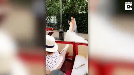 بالفيديو عروسة ترقص على أغنية كيكي بفستان زفافها في الشارع !