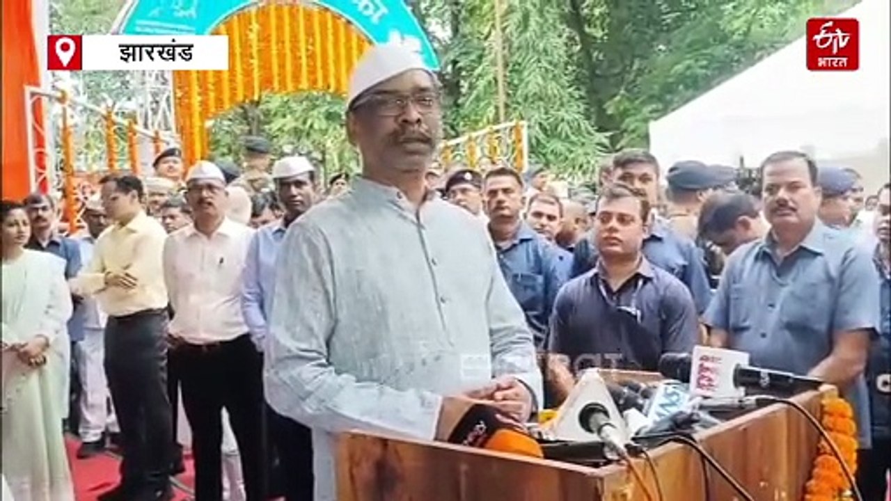 देश के दो महान विभूति की जयंती आज, बापू वाटिका में राष्ट्रपिता महात्मा गांधी और लाल बहादुर शास्त्री को दी गई श्रद्धांजलि