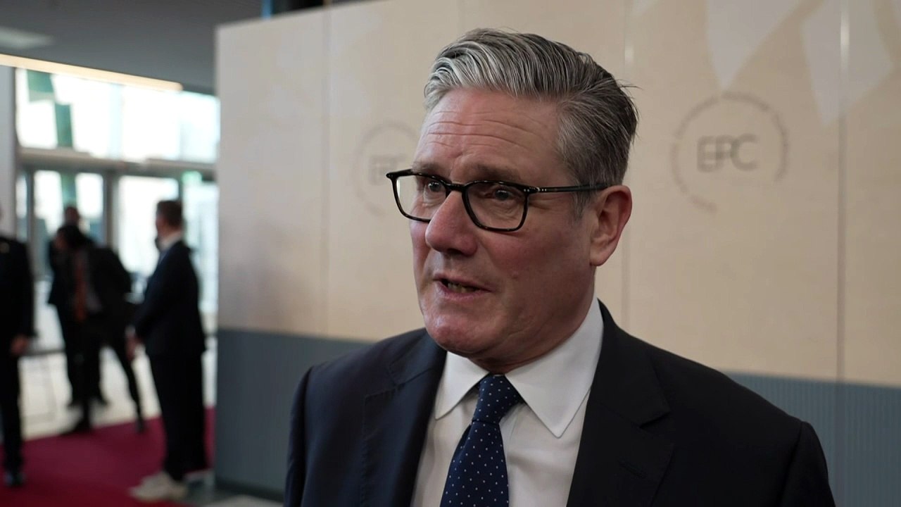 Starmer: 'Migration and Ukraine' dominant issues at EPC