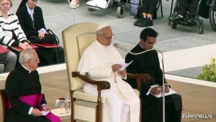 Il Papa: addolorato per gli scontri e le violenze in Madagascar
