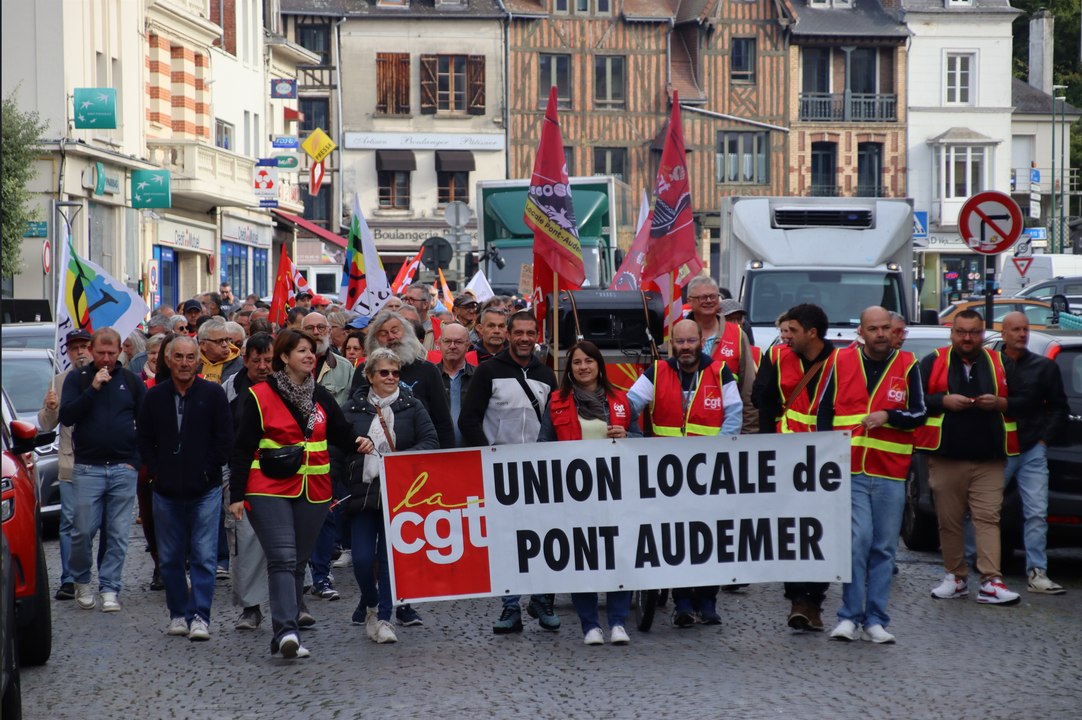 Manifestation du 2 octobre à Pont-Audemer