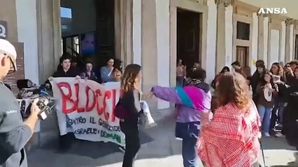 Flotilla, Milano: continua l'occupazione di un'aula della Statale