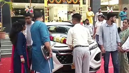 दसऱ्यानिमित्त नवीन वाहन खरेदी तेजीत, जुने वाहन विक्रेत्यांना फटका, काय आहे कारण?