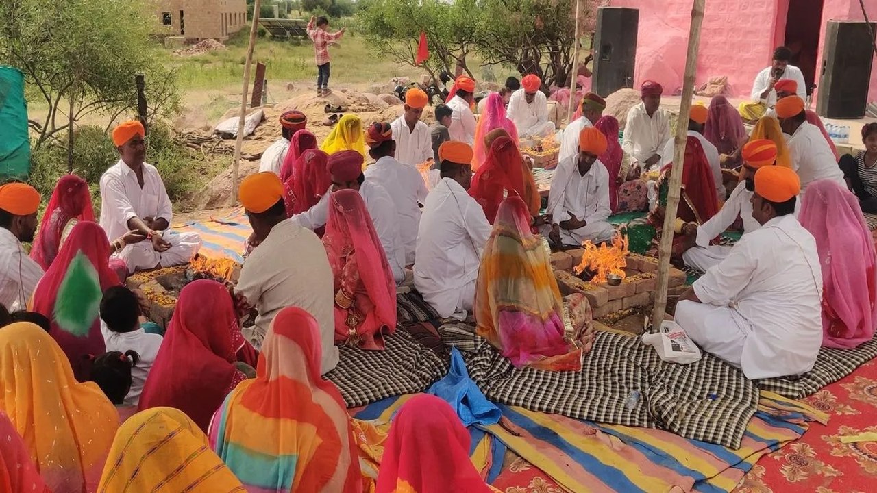 Video: शस्त्रों का पूजन कर हवन में दी आहुतियां, निकाली पथ प्रेरणा यात्रा