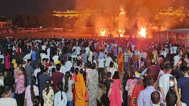 Video: 5 मिनट में धूं-धूं कर जल गया रावण का अहंकार