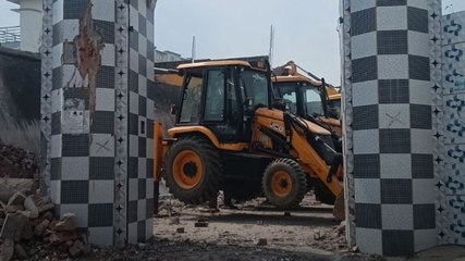 संभल में अवैध निर्माण के खिलाफ हुई कार्रवाई