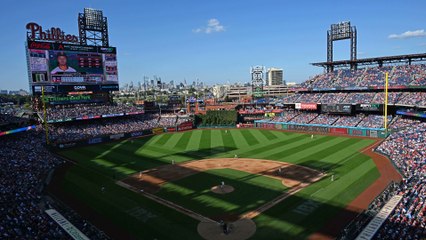 Phillies Host 31,000 Fans at Team Scrimmage Ahead of NLDS
