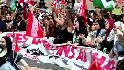 Miles de personas se manifiestan en Barcelona y Madrid tras la interceptación de la flotillla