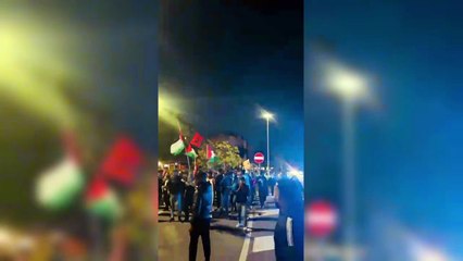 Prato, i manifestanti pro-Pal bloccano la Declassata