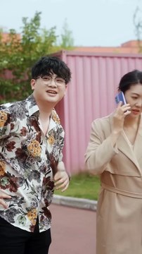 The kind-hearted girl saves a CEO on the street, never knowing that she’s actually her real mother!