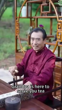 Witnessing her fiancé and sister roaming in the bridal chamber, she was enraged and beat up the scumbag on the spot, decisively breaking off the engagement and throwing herself into the arms of his powerful uncle. When he realized the situation and tried