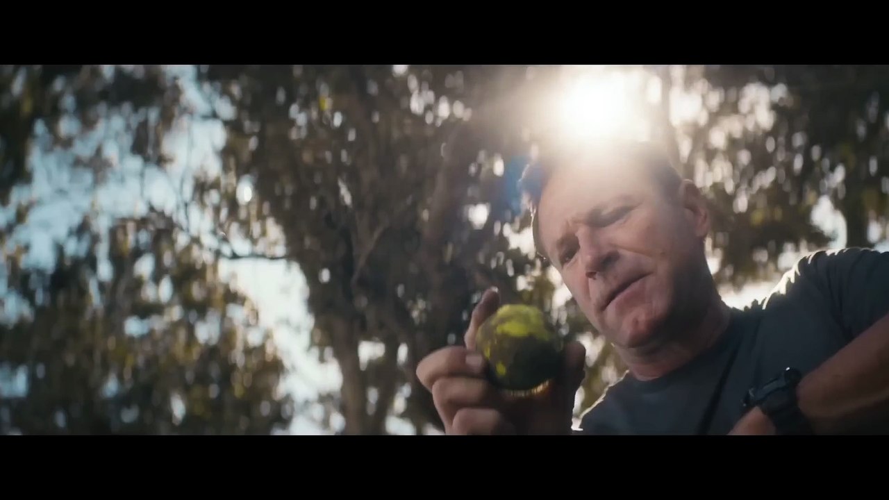 MUZZLE_ CITY OF WOLVES Official Trailer (2025) Aaron Eckhart