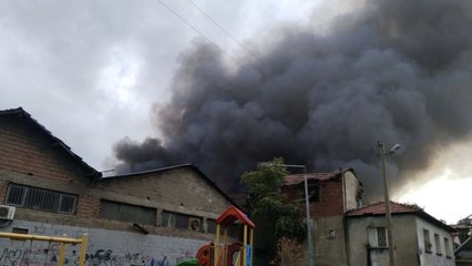 İzmir’de Büyük Depo Yangını: Anbean Gelişen Olaylar🔥