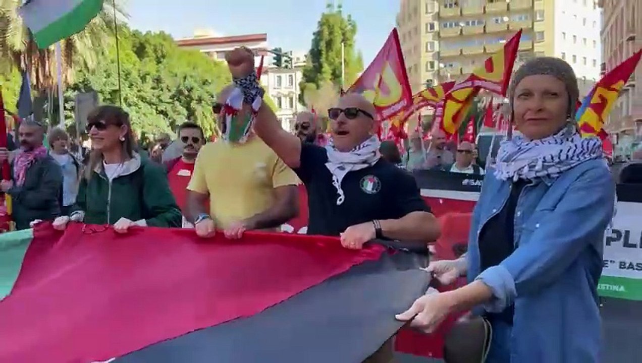 In migliaia in piazza per Gaza al grido di "Palestina libera"