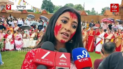 সিঁদুরের অর্থ সম্মান, বললেন মল্লিকা; বিজয়াদশমীতে দুর্গাপুরে পাওলি