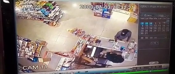 Detienen a un delincuente tras robar en varios comercios bahienses