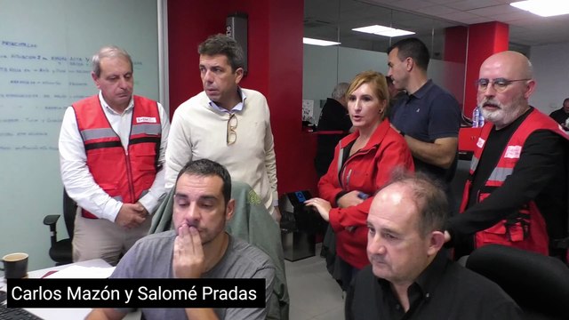 Salomé Pradas junto a Mazón en el Cecopi: Antes de enviar el siguiente mensaje lo quiero ver