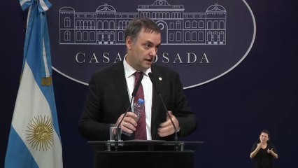 Adorni admitió que probablemente Espert tendrá que dar más explicaciones