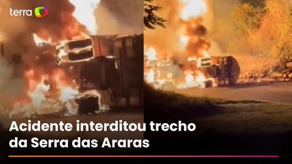 Caminhão com carregamento de etanol tomba e provoca incêndio na Dutra