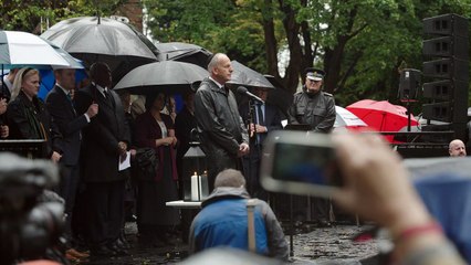 David Lammy heckled at Manchester synagogue vigil