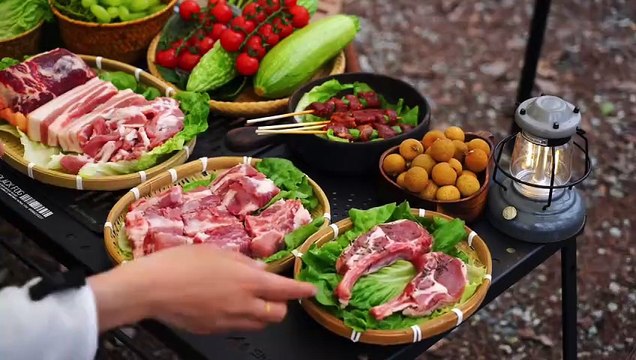 Solo Camping | Grilling meat by the stream and making tea around the stove