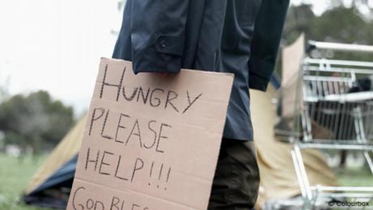 Can virtual reality change attitudes toward homelessness?